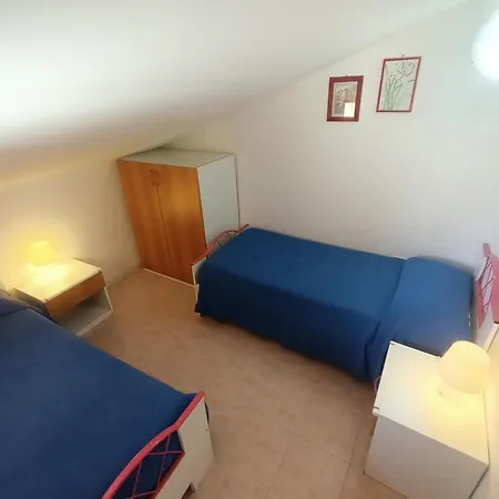 Chiara * אימפריה